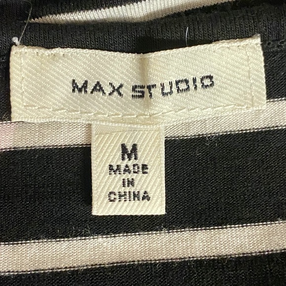 Max Studio top - Picture 6 of 6